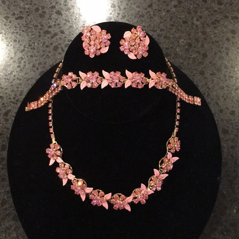 Vintage Weiss Jewelry Set
